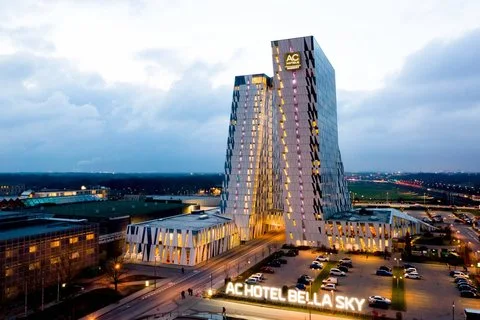 AC Hotel Bella Sky